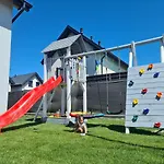 Rajski Wypoczynek Z Basenem Gerendaház