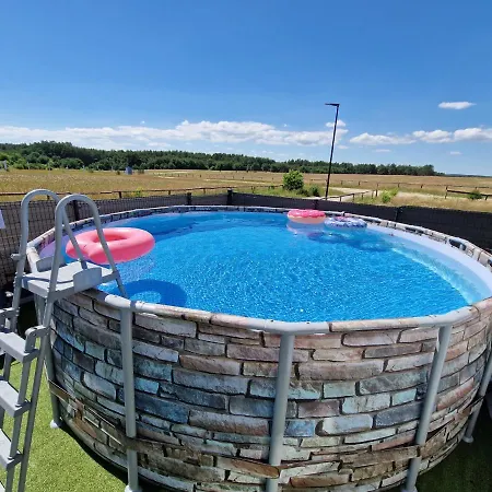 Rajski Wypoczynek Z Basenem Lodge *