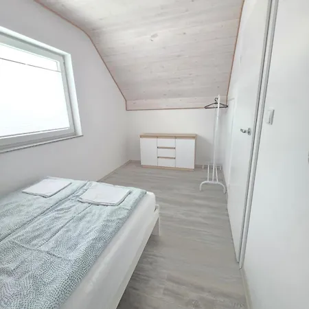 Chata Rajski Wypoczynek Z Basenem Jastrzębia Góra