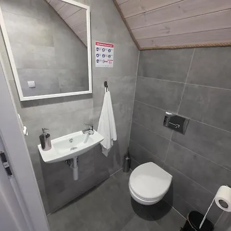 Rajski Wypoczynek Z Basenem Hytte Jastrzębia Góra
